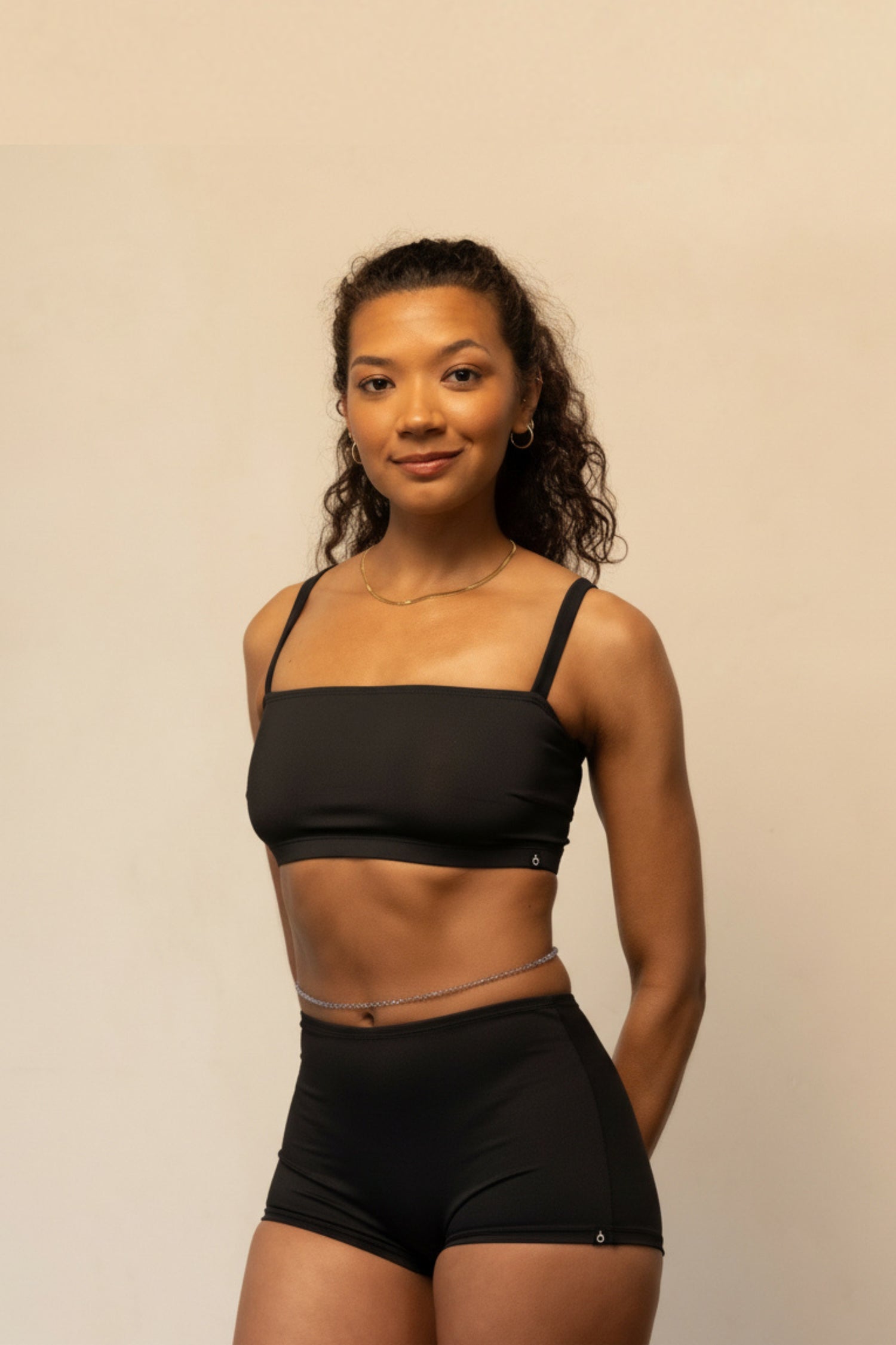 BOOTY SHORT - BLACK